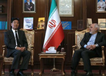 إيران والصين توقعان اتفاق تعاون استراتيجي مدته 25 عاما