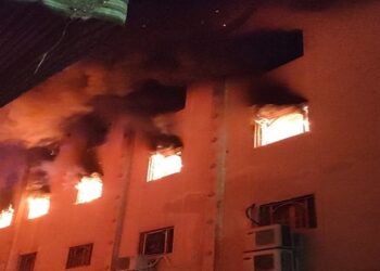 حريق يلتهم كنيسة بمحافظة الجيزة في مصر