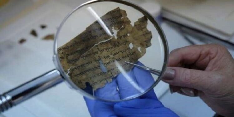 كشف لغز مخطوطات البحر الميت القديمة!