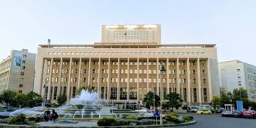 تعيين الدكتور محمد عصام هزيمة حاكماً لمصرف سورية المركزي