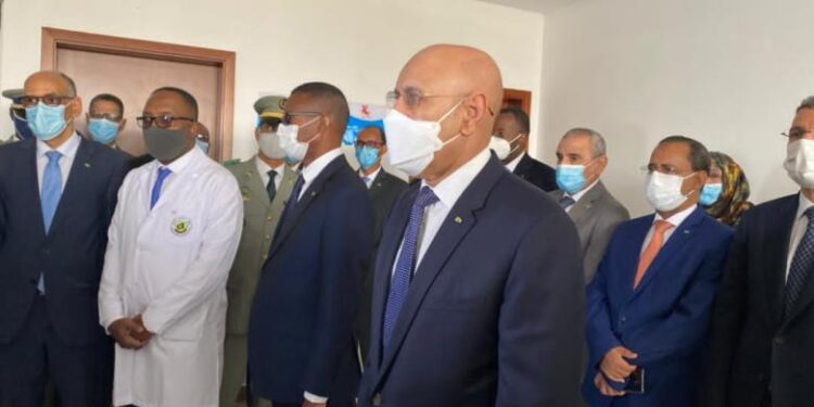 الرئيس الموريتاني وأعضاء الحكومة يتلقون اللقاح ضد فيروس كورونا