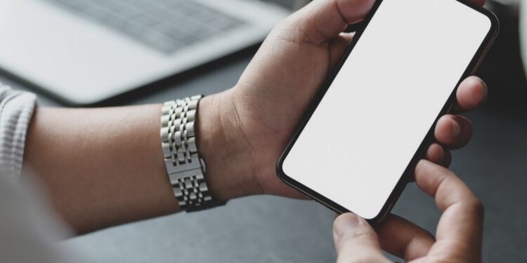 الهيئة الناظمة للاتصالات: فترة سماحية للأجهزة الخلوية غير المصرح عنها حتى نهاية حزيران