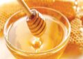 ماذا يحصل في الجسم عند تناول ملعقة عسل يوميا؟
