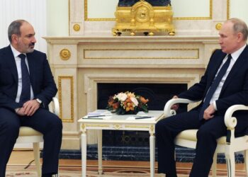 باشينيان: طلبت من بوتين مساعدة عسكرية في ظل الأوضاع على حدود أرمينيا مع أذربيجان