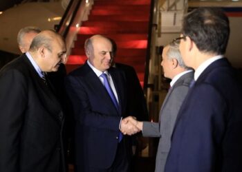 وصول رئيس جمهورية أبخازيا إلى دمشق لبحث تطوير العلاقات بين البلدين