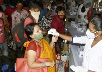 الهند: ارتفاع في عدد الوفيات وانخفاض في عدد الإصابات الجديدة بكورونا