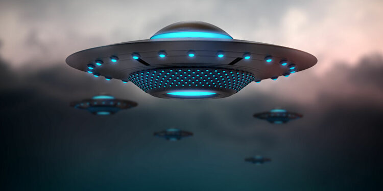 هل الأجسام الطائرة تكنولوجيا تجريبية أم مركبات فضائية قادمة من كواكب أخرى!