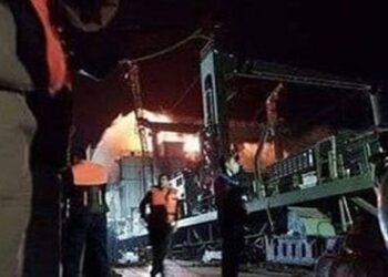 البحرية الإيرانية: غرق سفينة (خارك) اللوجستية والتدريبية