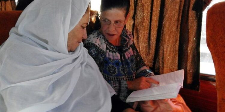 ستينية وخمسينية تتقدمان لـشهادة التعليم الأساسي في السويداء