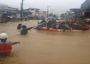 مصرع تسعة أشخاص وفقدان آخر جراء عاصفة ضربت الفلبين