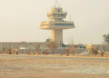 استهداف صاروخي لقاعدة عسكرية تضم جنوداً أمريكيين بالعراق