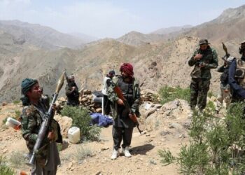 أكثر من ألف عسكري أفغاني دخلوا إلى طاجيكستان فرارا من “طالبان”
