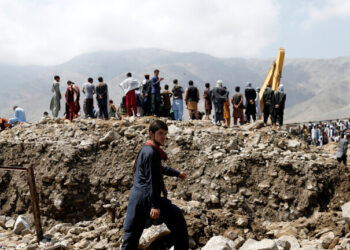 مقتل 40 شخصا وفقدان 150 جراء فيضانات في شمال أفغانستان