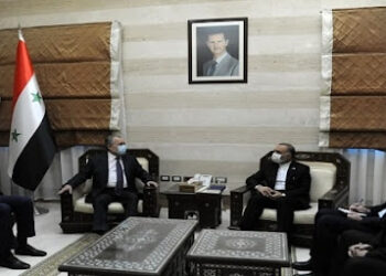 رئيس مجلس الوزراء حسين عرنوس يبحث مع السفير الإيراني بدمشق تنفيذ الاتفاقيات ومشاريع التعاون المشتركة بين البلدين