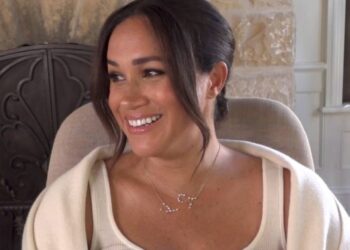 بعيد ميلادها الـ40, ماركل تطلق مبادرة 40 × 40 (فيديو)