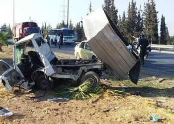 وفاة شخص وإصابة ثلاثة آخرين جراء اصطدام شاحنة بحافلة على طريق مطار دمشق الدولي