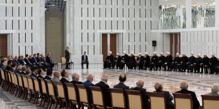 الرئيس الأسد لوفد لبناني برئاسة أرسلان: العلاقات بين البلدين ينبغي ألا تتأثر بالمتغيرات والظروف بل يجب العمل على تمتينها