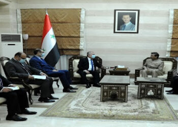 المهندس عرنوس يبحث مع السفير الهندي بدمشق تطوير العلاقات بين البلدين