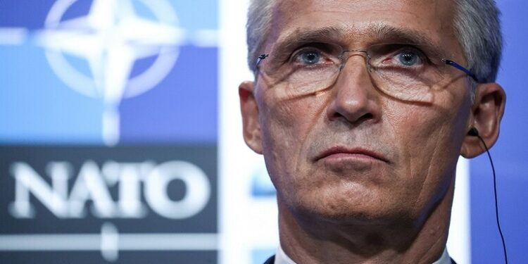 الناتو يفسر سبب سقوط أفغانستان في يدي “طالبان”