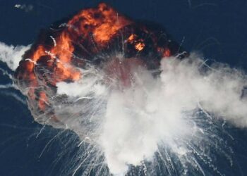 انفجار أول صاروخ “ألفا” من فايرفلاي إيروسبيس