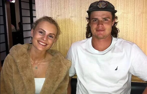 توأم في استراليا يفصل بينهما عامان