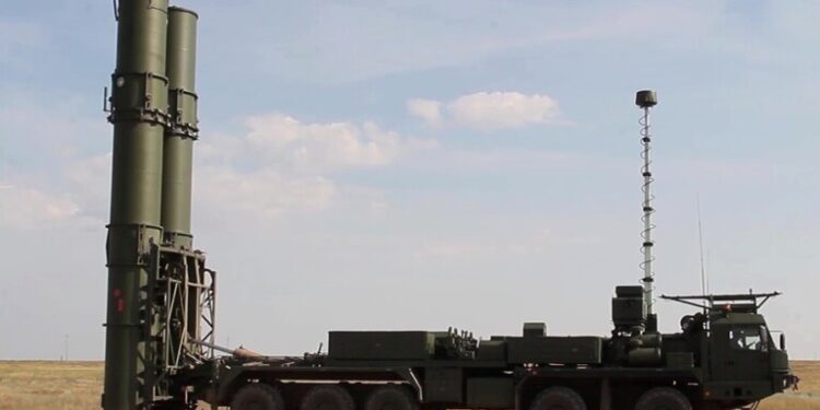 الصين والهند قد تكونان أول المشترين لمنظومات الدفاع الجوي “إس-500” الروسية