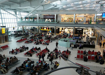 نيوزيلندا تفتح أبوابها أمام المسافرين الحاصلين على لقاح كورونا