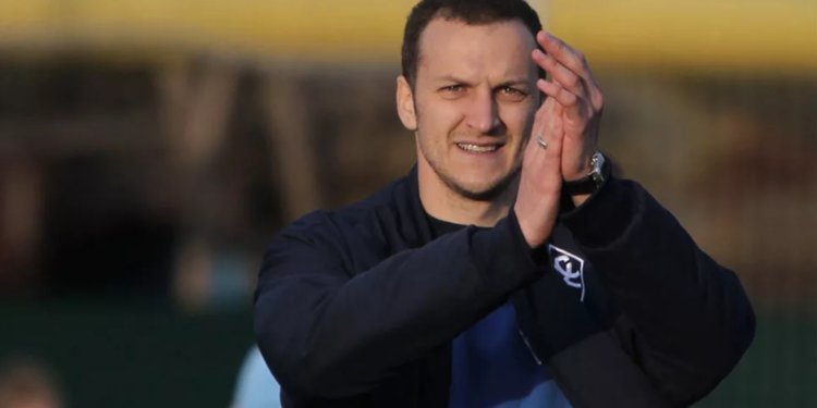 وفاة دينيس كوفبا لاعب كرة القدم السابق في كريليا سوفيتوف