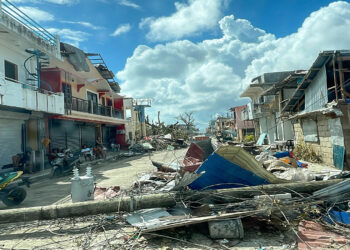 الفلبين .. إعصار يتسبب بمصرع 208 أشخاص على الأقل