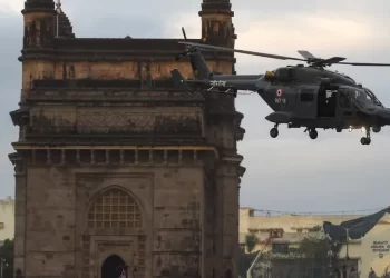 تحطم مروحية تقل رئيس الأركان الهندي