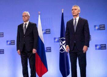 موسكو: تجاهل الناتو لمبادراتنا لخفض التصعيد يخلق شروطا مسبقة للنزاع ويقوض الأمن