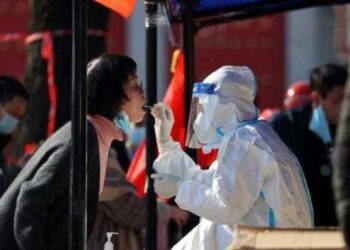 بعد رصد أوميكرون.. مدينة صينية تجري اختبارات لـ14 مليونا