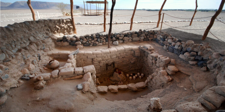 أطفال محنطون كقرابين لمرافقة ميت رفيع المستوى إلى الحياة الآخرة ..