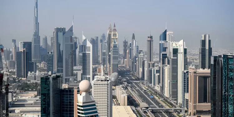 الإمارات: إلغاء القيود على الطاقة الاستيعابية لكل الأنشطة والفعاليات