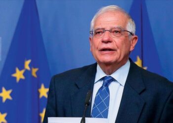 الاتحاد الأوروبي: نعمل لحل الأزمة الأوكرانية دبلوماسياً