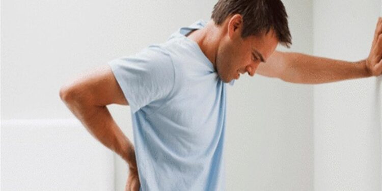 أعراض جديدة لـ”أوميكرون” ..