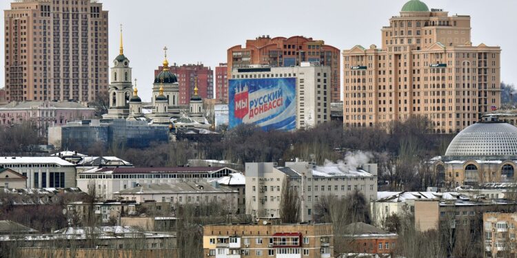 تواصل القصف الأوكراني على جمهوريتي دونيتسيك ولوغانسك