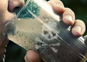 تسمم 8 أشخاص إثر اختلاط مياه الشرب بمياه الصرف الصحي في الأردن..