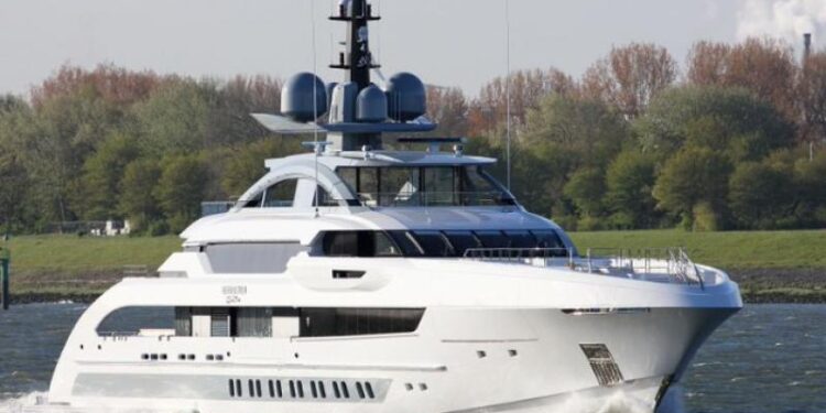 هولندا تحتجز 14 يختا في إطار العقوبات على روسيا