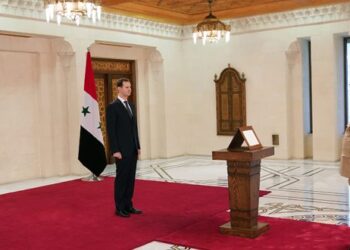 أمام الرئيس الأسد.. وزير الدفاع وسفيرا سورية في الصين وأرمينيا يؤدون اليمين الدستورية والقانونية