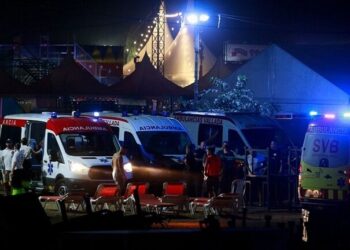 اسبانيا .. قتيل وعشرات المصابين بسبب عاصفة أثناء مهرجان موسيقي