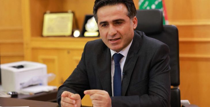 انفجار قنبلة في حديقة منزل وزير الأشغال اللبناني