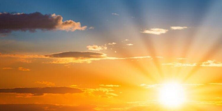 الصين تطلق مرصداً فضائياً لكشف أسرار الشمس