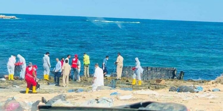 ليبيا .. العثور على 15 جثة بعضها متفحّمة على ساحل صبراتة