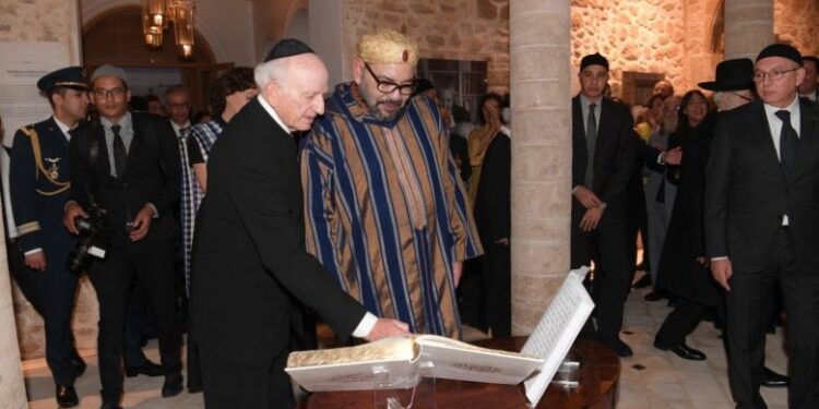 ملف خاص: شراء ذمم، وإغراق العالم بالمخدرات.. تحالف مغربي-إسرائيلي