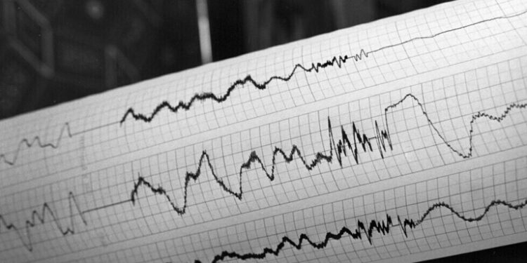 المركز الوطني للزلازل: هزة أرضية بقوة 4.8 درجات سجلت في لواء اسكندرون