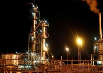 روسيا: هجوم بطائرة مسيرة يستهدف مصفاة للنفط جنوب البلاد