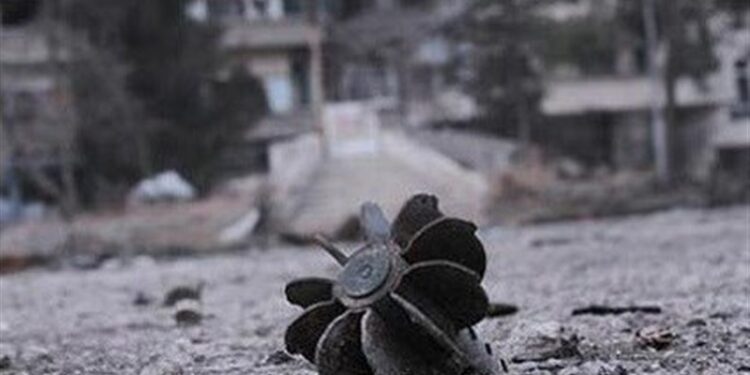 استشهاد مواطن وإصابة آخر في ريف اللاذقية جراء اعتداء إرهابي بالقذائف