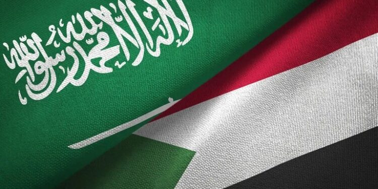 بن فرحان والبرهان يبحثان هاتفيا جهود عودة الاستقرار في السودان