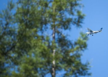 كندا .. 6 قتلى بتحطم طائرة صغيرة